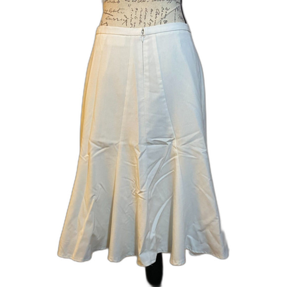 Worthington White Flare Skirt Size 6 - Elegant & Classic - Picture 2 of 7
